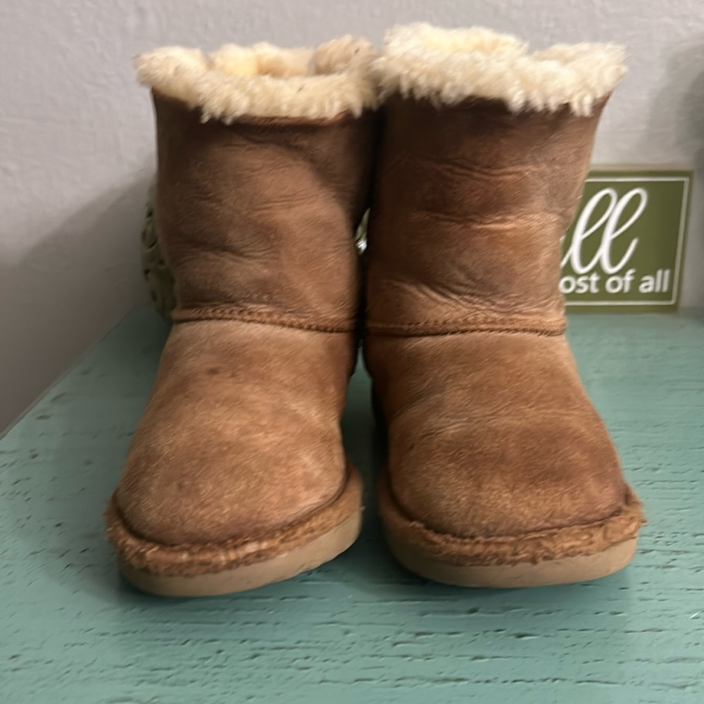 Little girl ugg boots